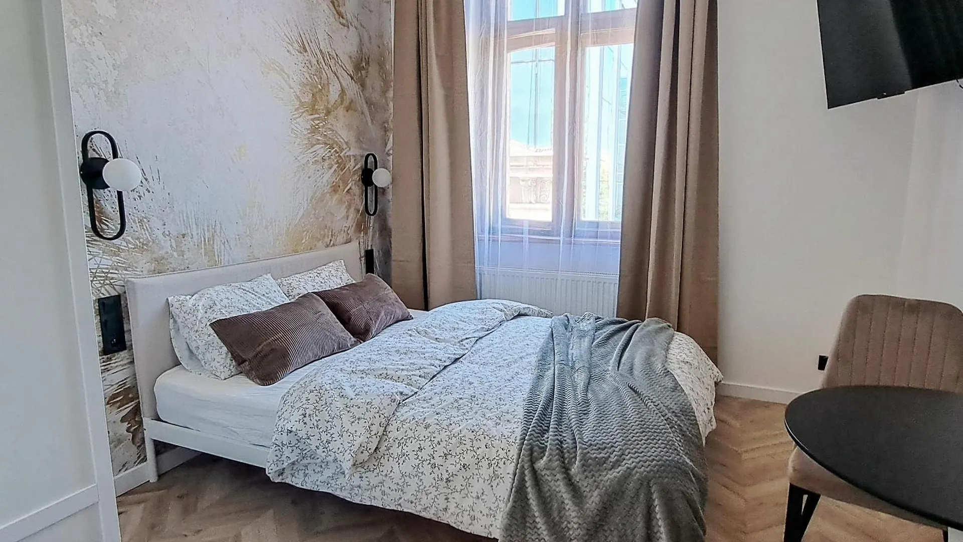 Lion Apartments - Platinium Cracovie Pologne