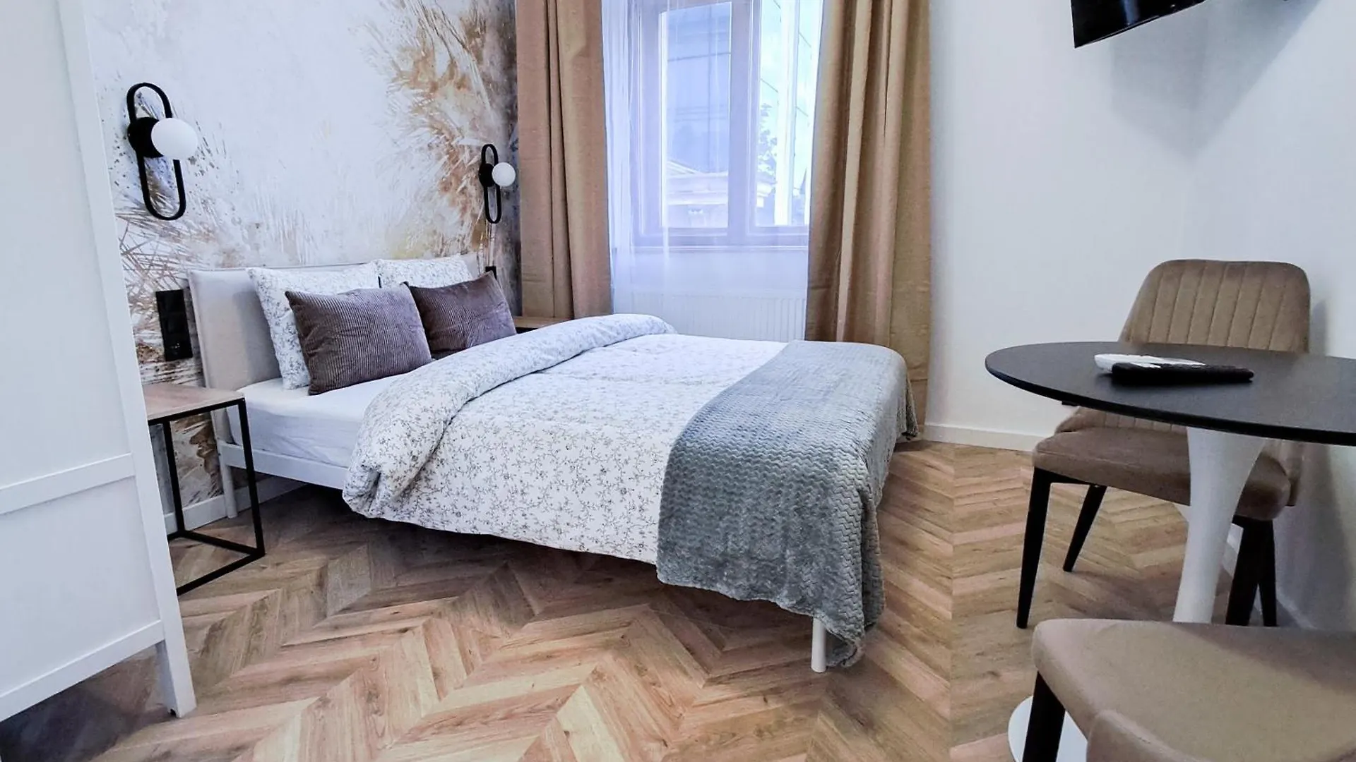 Lion Apartments - Platinium Krakow Poland