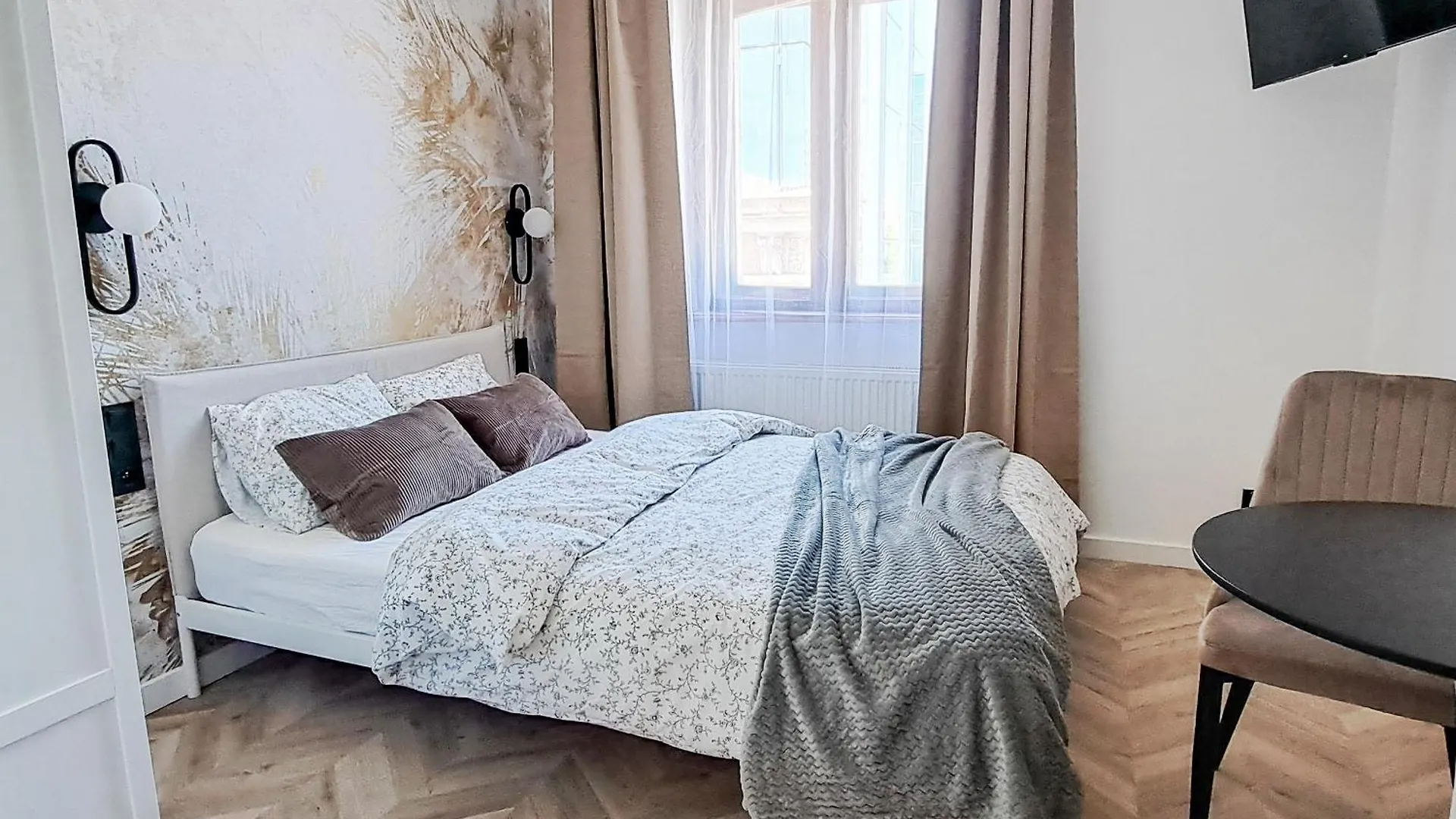 Lion Apartments - Platinium Krakow Poland